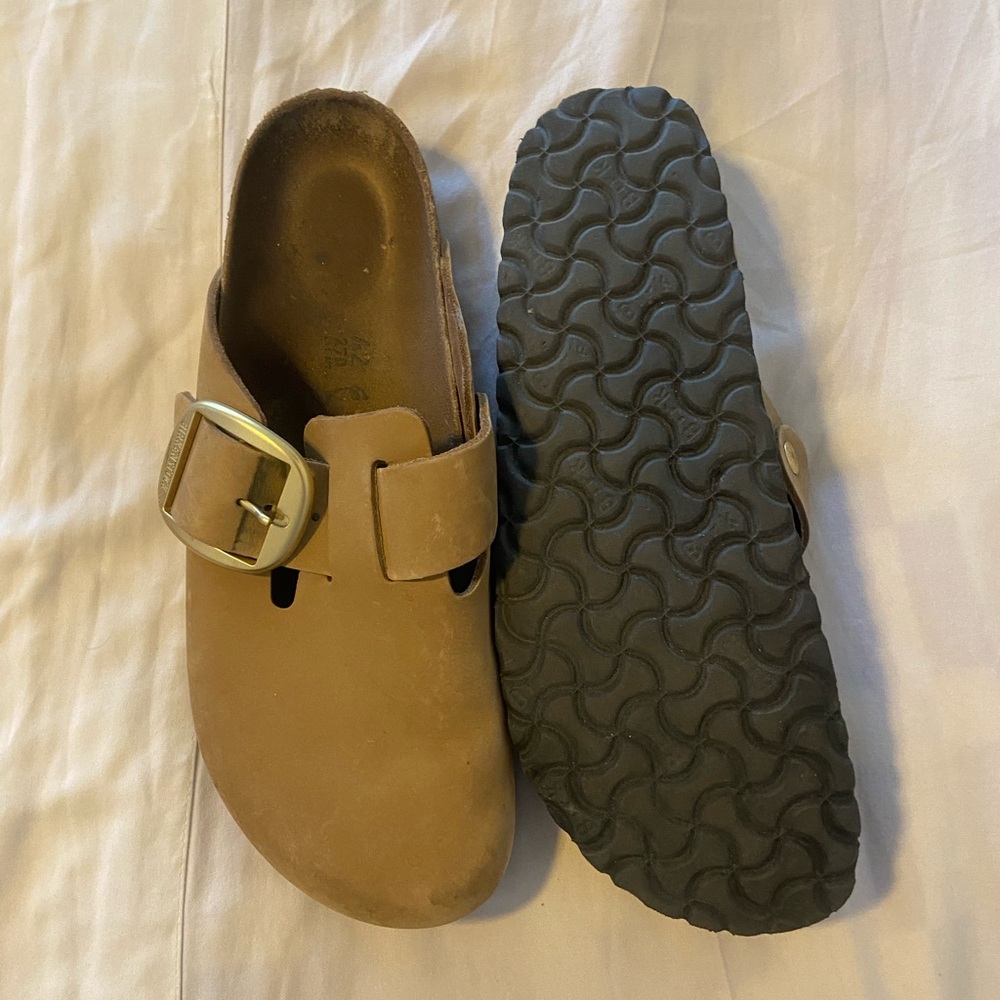 Birkenstock Tan Mules with Gold Buckle